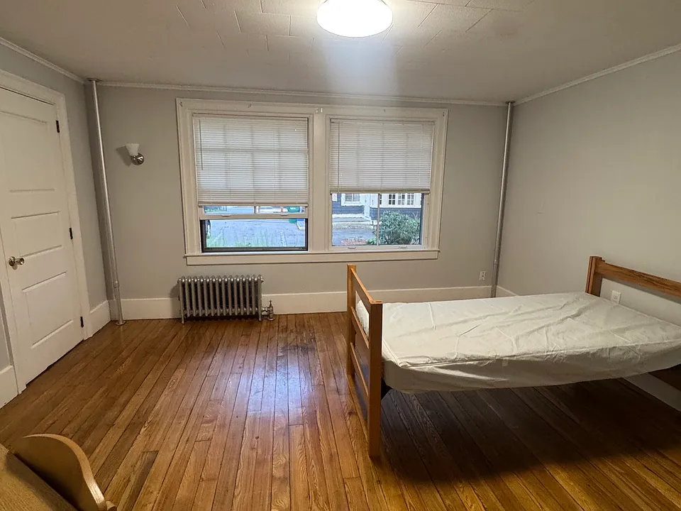 56-58 Cedar St #2