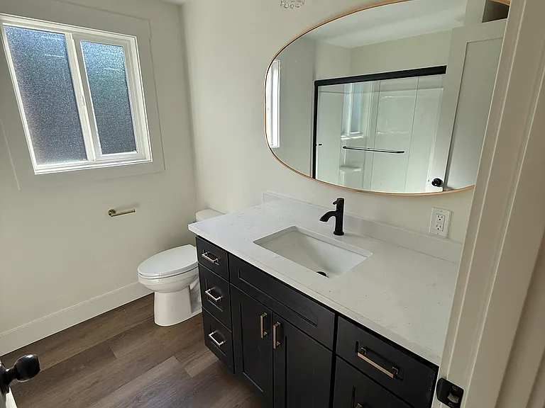 1539 Villard St — Photo 10