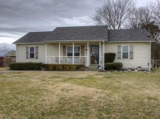 1545 Longview Rd, Unionville, TN 37180