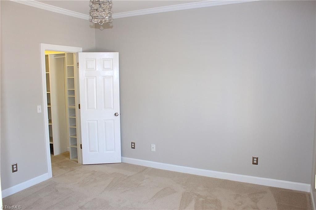 Greensboro, NC 27408