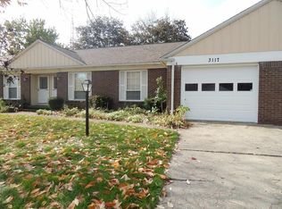 3117 Pinegate Dr, Flushing, MI 48433