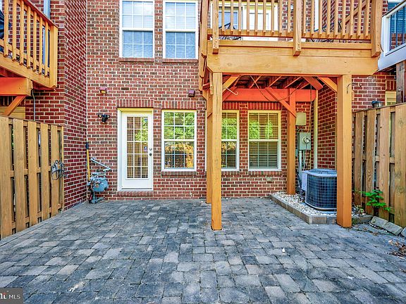 3rd image of 12767 Stone Lined Cir