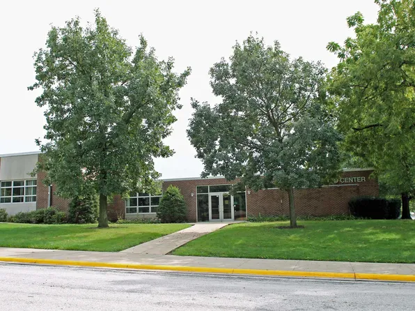 401 E Franklin St, Denver, IA 50622