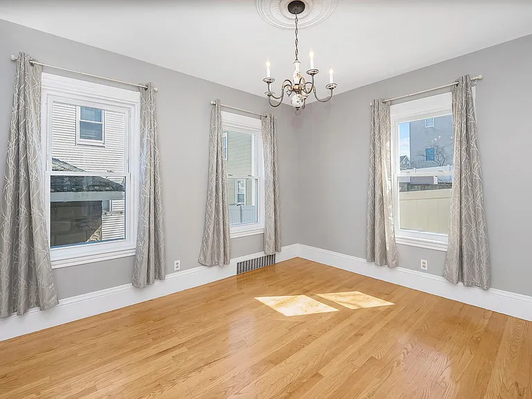 16 Oak Grove Ter — Photo 10