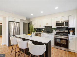 1542 Kennewick Rd, Baltimore, MD 21218