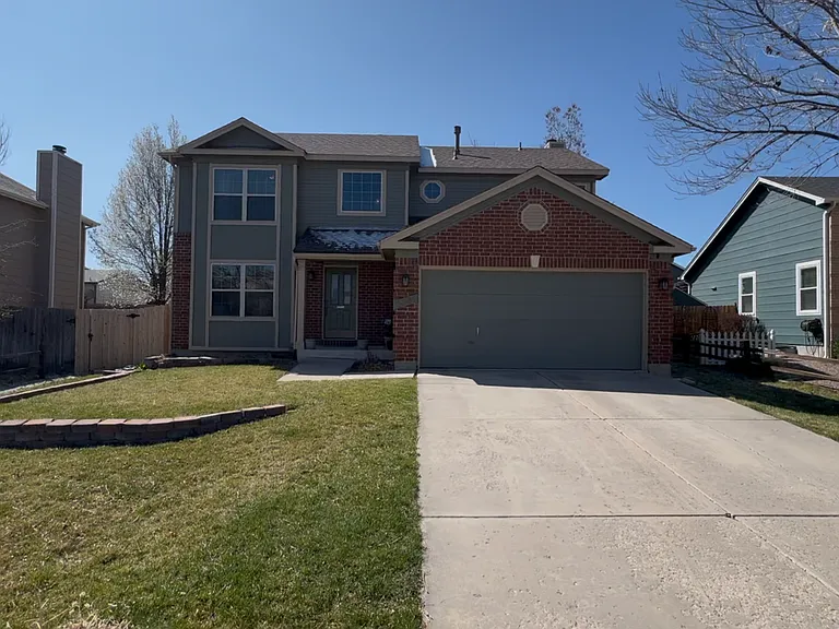 1361 Grass Valley Dr — Photo 1