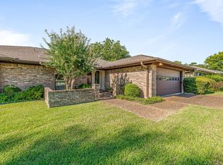 3413 Denbury Dr, Fort Worth, TX 76133