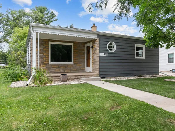1316 W Rogers Ave, Appleton, WI 54914