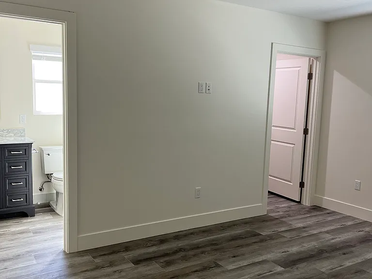 7448 Kraft Ave — Photo 10