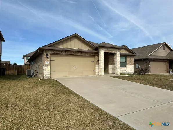 104 Green Jay Dr, Jarrell, TX 76537