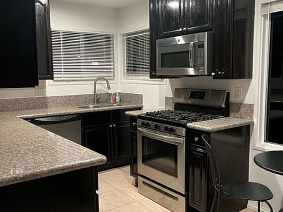 5th image of 4952 Coringa Dr
