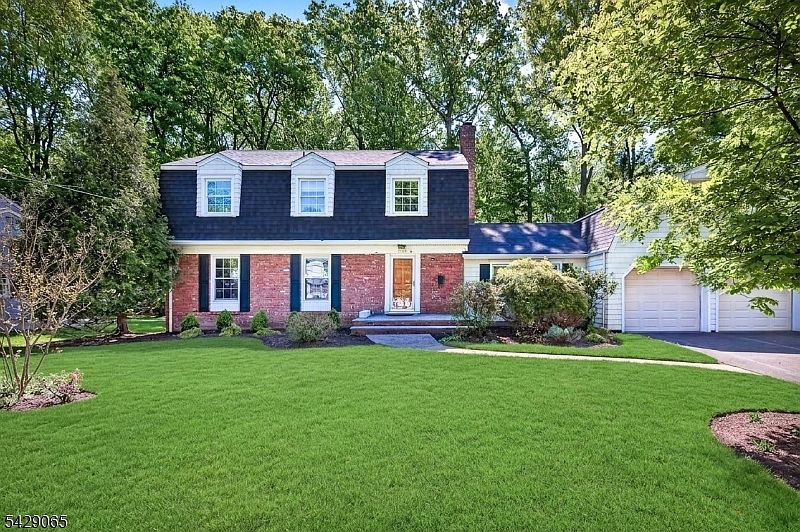 1st image of 800 Cranford Ave