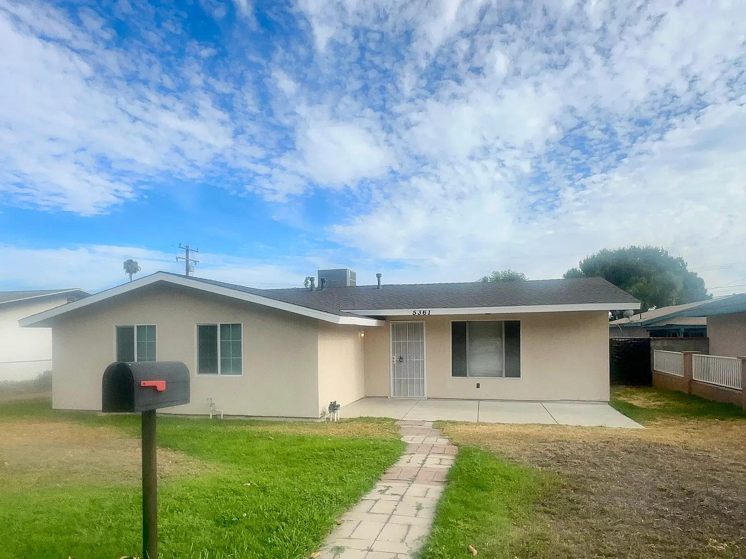 4 bed, 1445 sqft, $3,150 — Photo 1