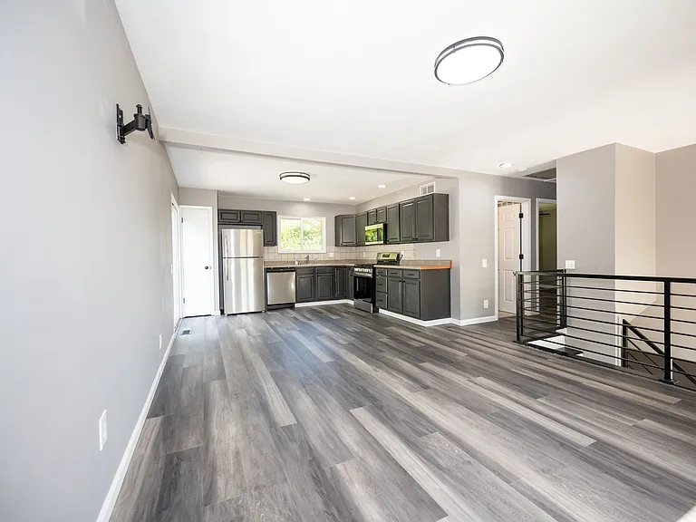40 Oak Knoll Dr — Photo 5