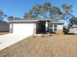 5656 Peach Dr, Pace, FL 32571