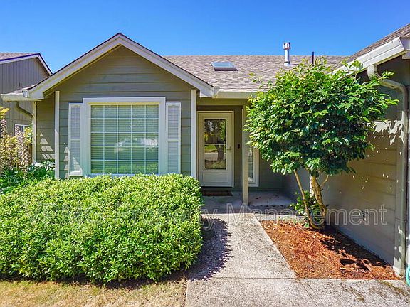 3rd image of 2115 NW 143rd Cir