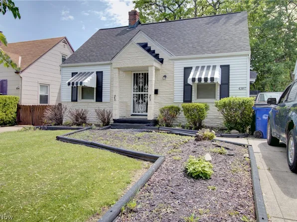 4387 W 56th St, Cleveland, OH 44144