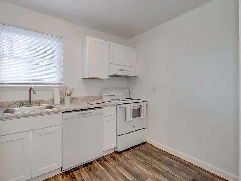 3047 Kings Row Ct #3047 — Photo 6