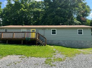 1228 Indian Rock Rd, Reedsville, WV 26547