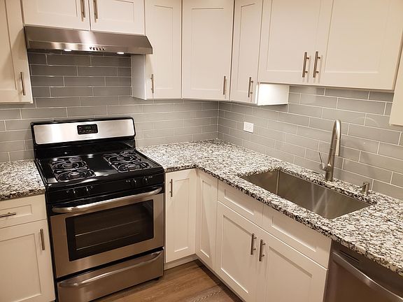 5th image of 8427 W Bryn Mawr Ave APT 2NE