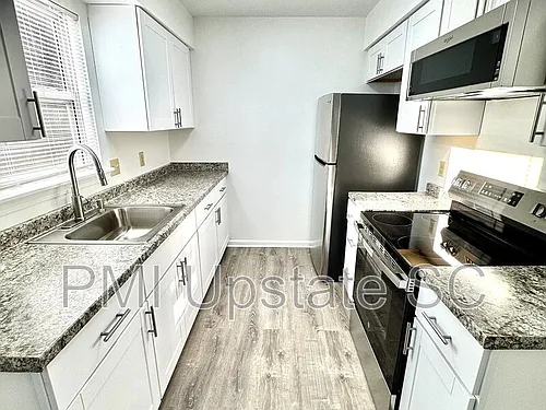 700 Simpson Rd Photo 1