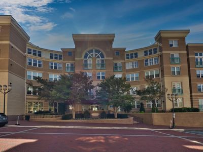 12001 Market St APT 222, Reston, VA, 20190