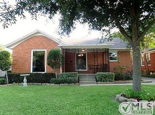 2614 W 10th St, Dallas, TX 75211