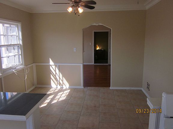 5th image of 624 N Sycamore Ave #626-1/2