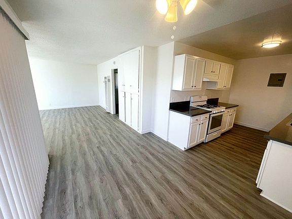 5th image of 419 N Tustin Ave APT C