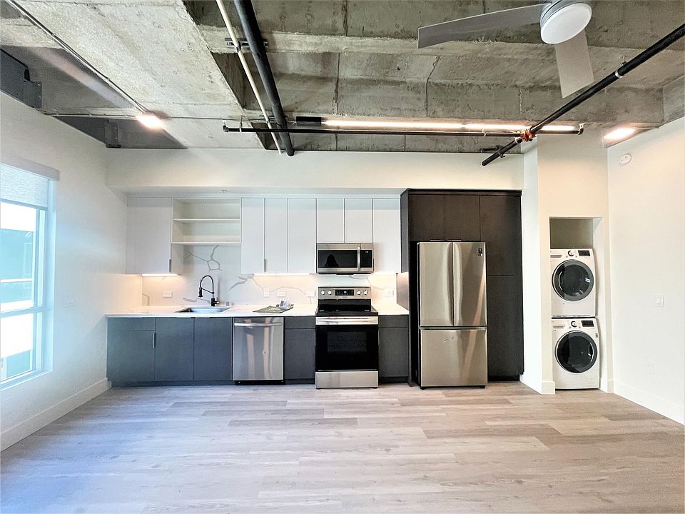 1st image of 2002 4th Ave #336
