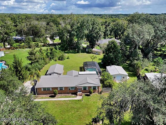 3rd image of 4075 HILLWOOD Road
