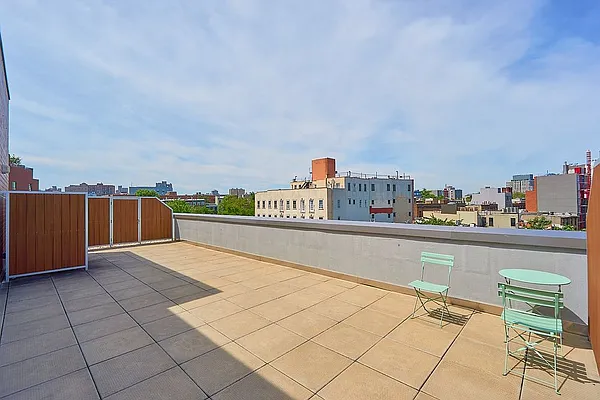 Rented by REAL New York | media 40