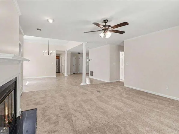 7101 Woodridge Ln, Union City, GA 30291