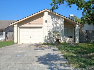9730 Meadow Dr, Converse, TX 78109