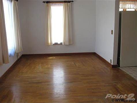 2nd image of 1203 1/2 Broadway St