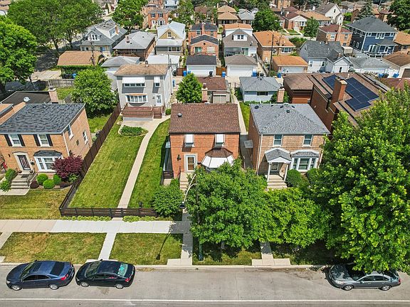 3rd image of 3747 N Cumberland Ave