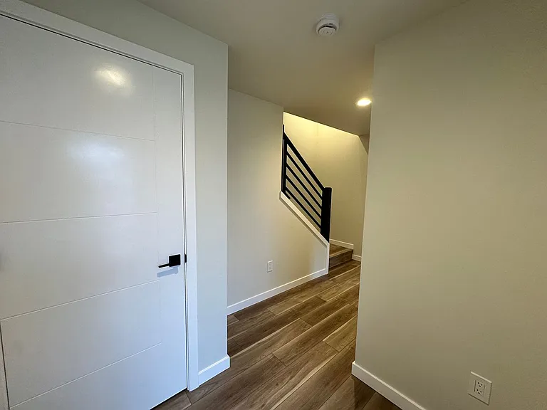 2527 Gibson Rd #D5 — Photo 6