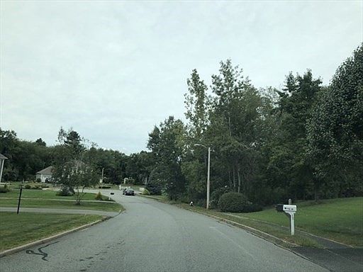 2nd image of 40 Westview Ave
