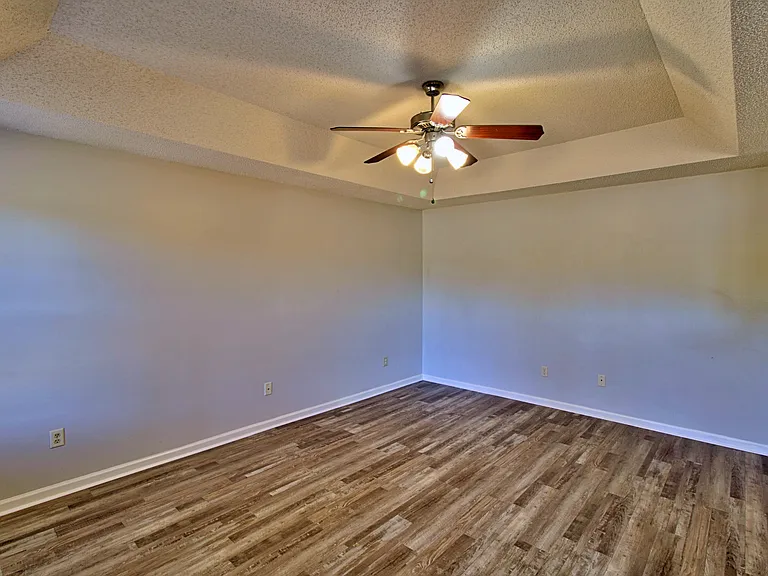 213 Bridgemont Way — Photo 10