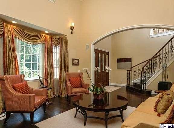 5th image of 311 San Juan Way