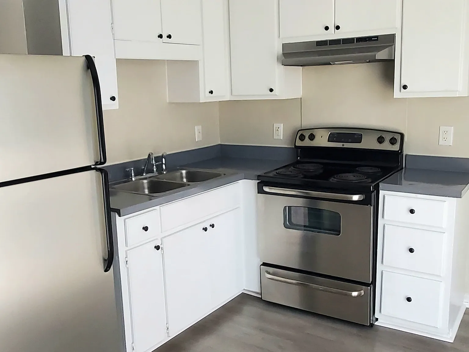 3 bed, 960 sqft, $1,175 — Photo 3