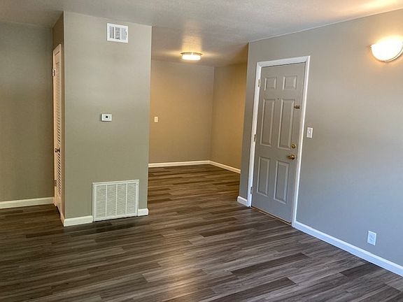 2nd image of 311 N Lincoln Ave #10714189