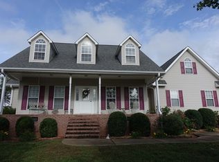 250 Cloverleaf Cir, Killen, AL 35645