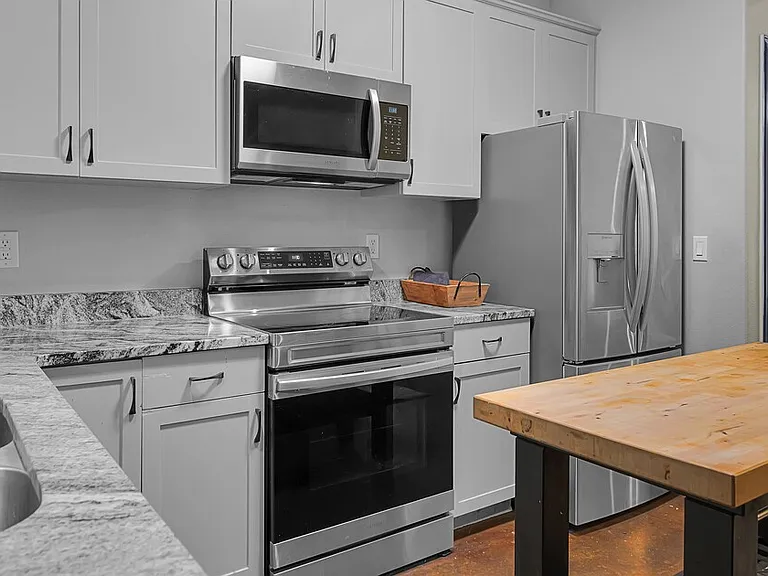 2410 S 2nd St #517 — Photo 15