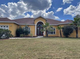 11064 Eggers Ln, Weeki Wachee, FL 34613