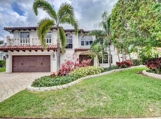 250 SW 15th Dr, Boca Raton, FL 33432