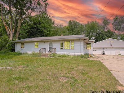 607 66th St SE, Grand Rapids, MI, 49548