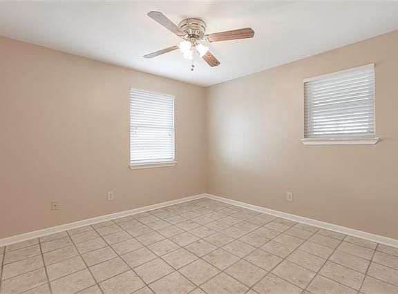 4th image of 3914 W Metairie Ave