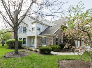 165 Willow Pkwy, Buffalo Grove, IL 60089