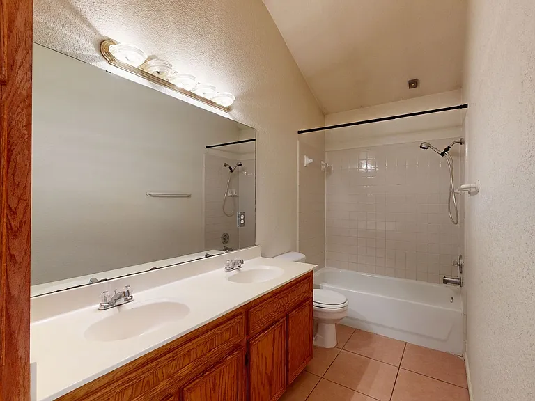 4607 Wade Dr #B — Photo 13